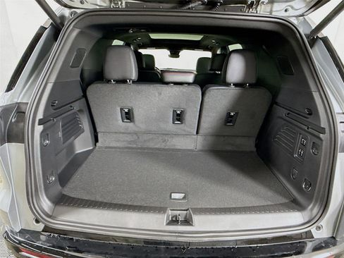 New 2026 Chevrolet Traverse RS image 22