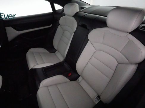 Used 2020 Porsche Taycan 4S image 8