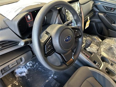 Used 2025 Subaru Crosstrek 2.0i Premium image 11