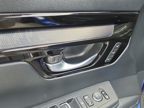 Used 2024 Honda CR-V EX-L image 19