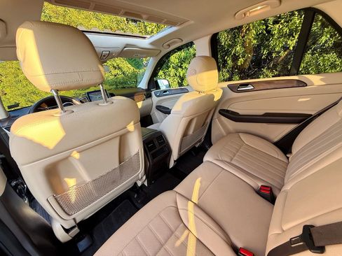 Used 2018 Mercedes-Benz GLE 350 4MATIC w/ Premium 1 Package image 54