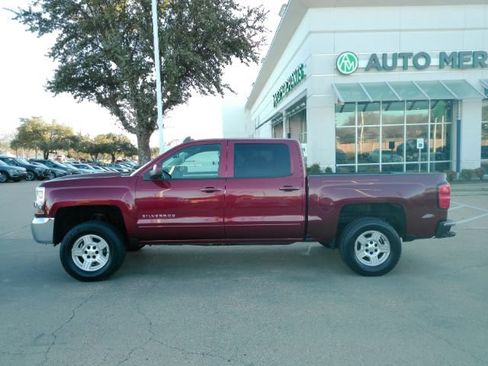 Used 2017 Chevrolet Silverado 1500 LT w/ All Star Edition image 10