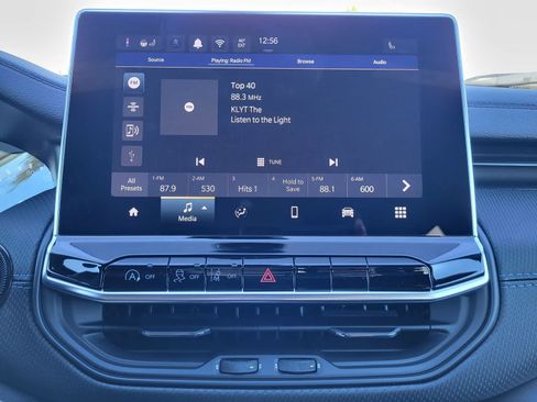 New 2026 Jeep Compass Latitude AWD/4WD image 12