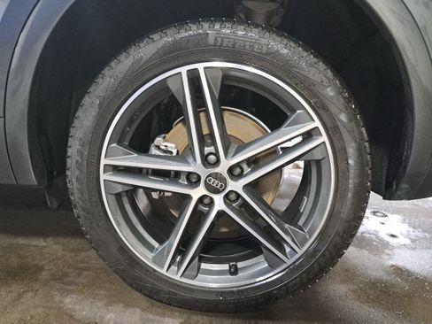 Used 2023 Audi Q5 e Premium Plus AWD/4WD image 34