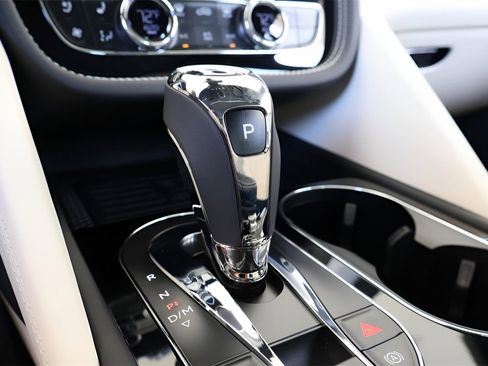 New 2025 Bentley Bentayga image 26