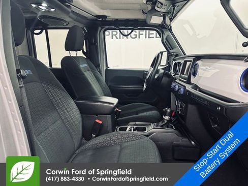 Used 2021 Jeep Wrangler Unlimited Islander image 10