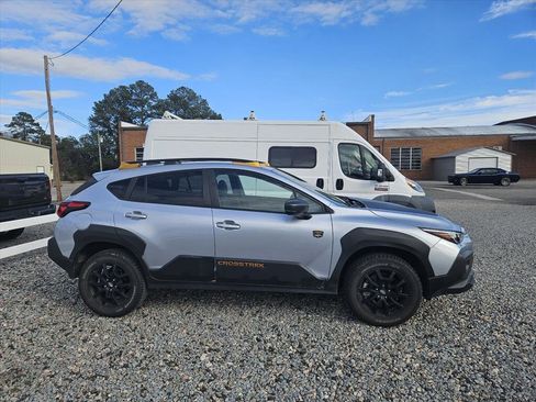 Used 2024 Subaru Crosstrek 2.5i Wilderness w/ Crosstrek Mirror Package image 4