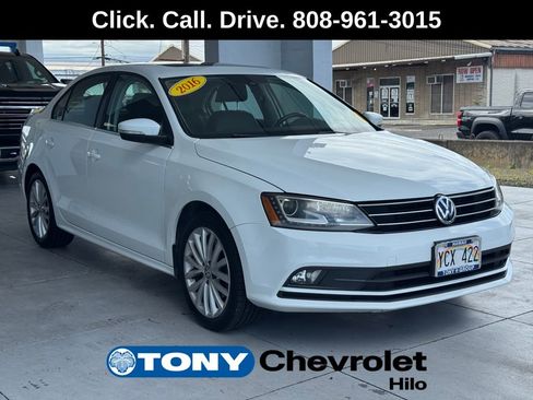 Used 2016 Volkswagen Jetta SEL w/ Lighting Package FWD image 7