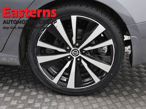 Used 2020 Nissan Altima 2.5 SR FWD image 33