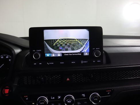 Used 2024 Honda CR-V EX image 45