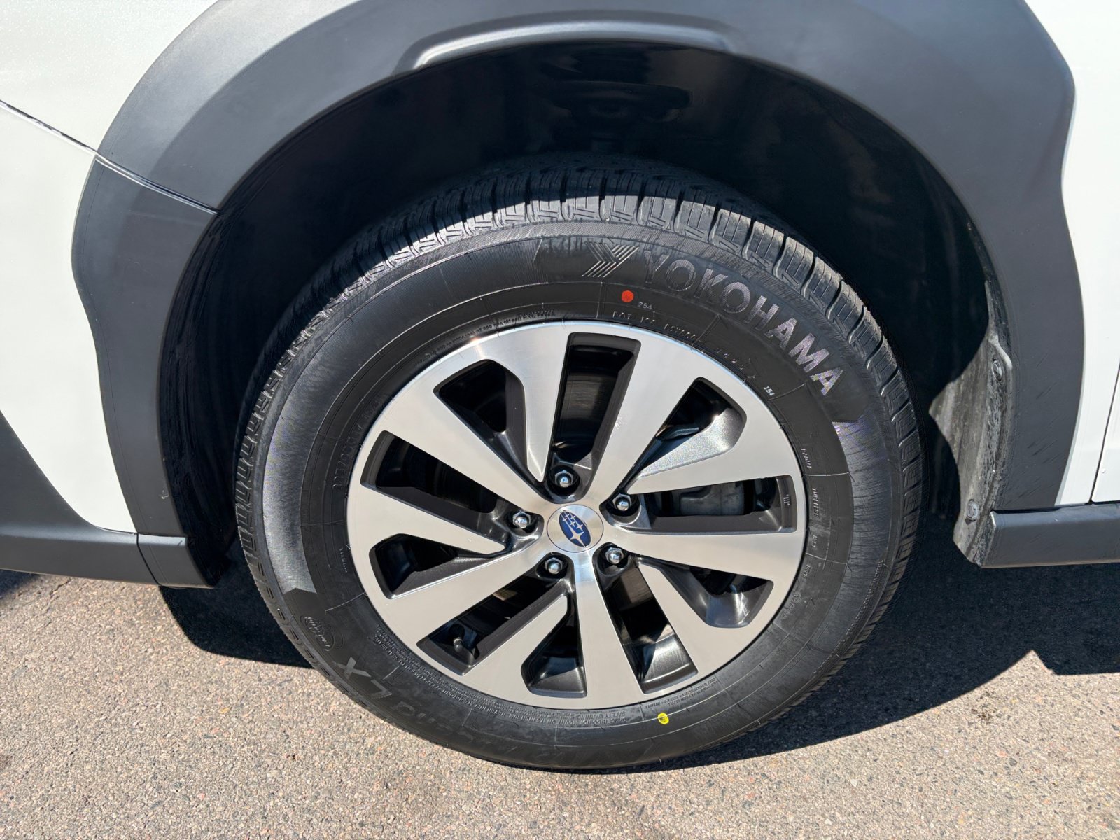 Certified 2024 Subaru Outback Premium AWD/4WD image 10