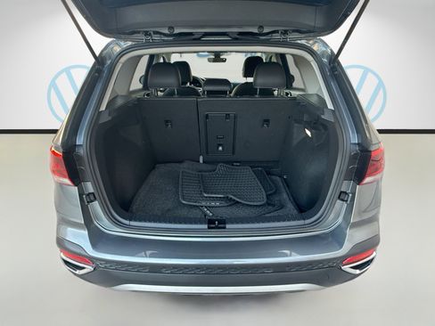 Certified 2024 Volkswagen Taos SE FWD image 26