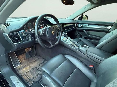 Used 2014 Porsche Panamera 4 image 11
