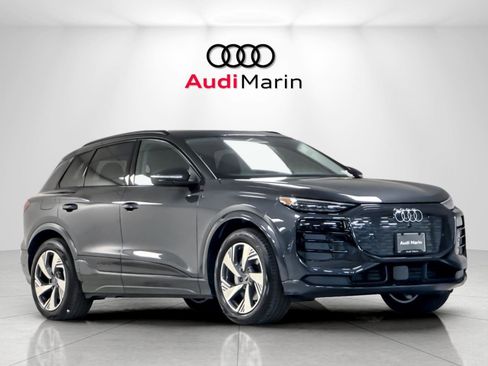New 2025 Audi Q6 e-tron Prestige image 7