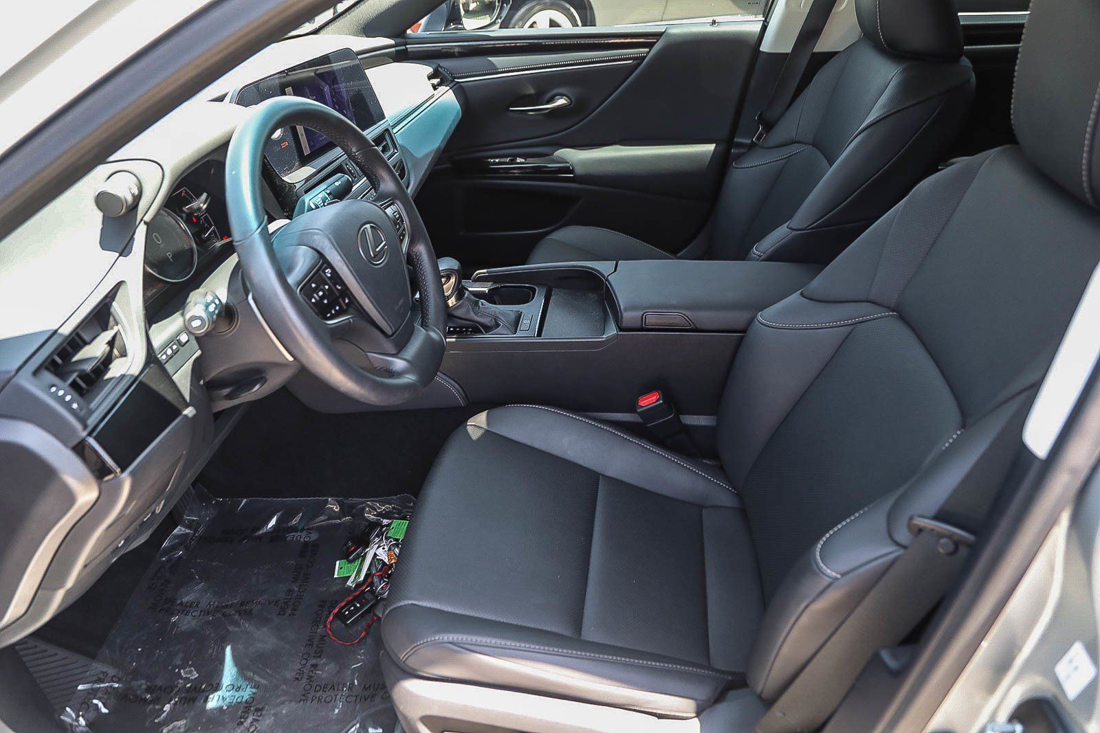 Used 2025 Lexus ES 350 FWD image 17