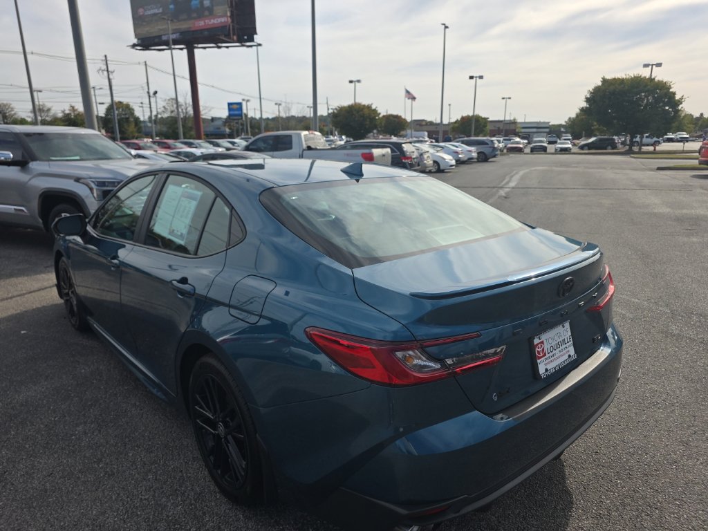 Certified 2025 Toyota Camry SE FWD image 6
