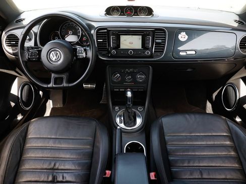 Used 2013 Volkswagen Beetle 2.0T FWD image 2