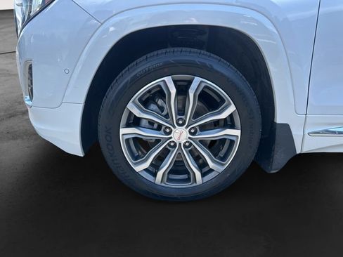 Used 2020 GMC Terrain Denali w/ Denali Premium Package AWD/4WD image 25