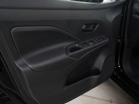 Used 2024 Nissan Versa S w/ S Plus Package image 23