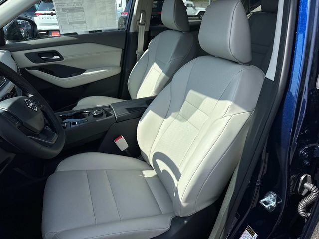 New 2026 Nissan Rogue Dark Armor AWD/4WD image 26