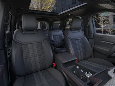 New 2026 Ford Explorer ST-Line AWD/4WD image 10