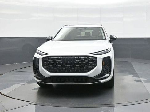 New 2026 Audi Q3 quattro 2.0T AWD/4WD image 2