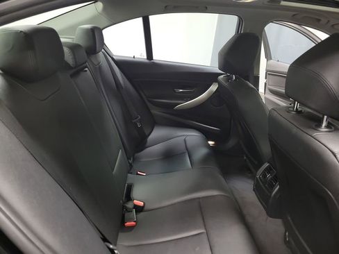 Used 2016 BMW 320i xDrive 320i xDrive image 21