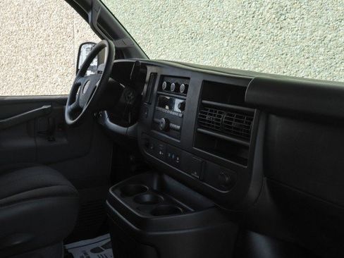 Used 2020 GMC Savana 2500 w/ Driver Convenience Package image 26