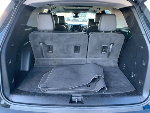 Used 2020 Chevrolet Traverse RS image 13