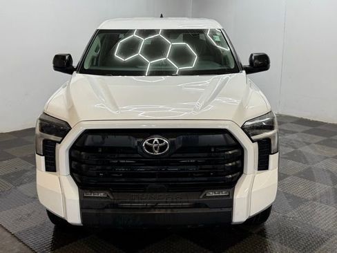 Used 2022 Toyota Tundra SR5 image 3