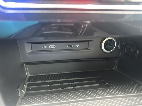 New 2026 Volkswagen Taos SE FWD image 30