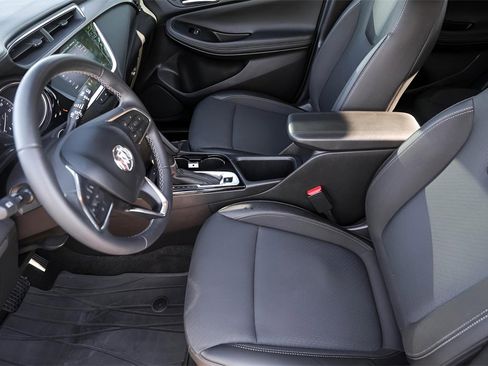 Used 2023 Buick Encore GX Select image 12