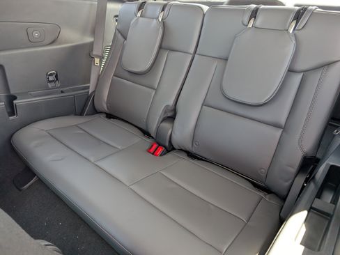 New 2026 Ford Explorer Active w/ Active Comfort Package image 15