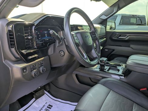 Certified 2023 Chevrolet Silverado 1500 ZR2 w/ Technology Package image 9