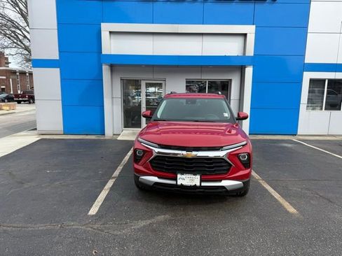 New 2026 Chevrolet TrailBlazer LT w/ Convenience Package image 2