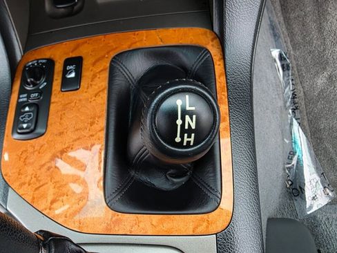 Used 2005 Lexus GX 470 image 43