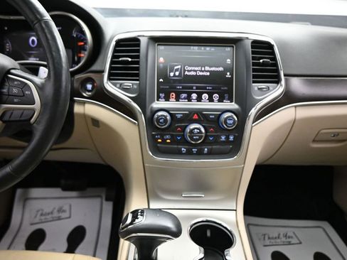 Used 2014 Jeep Grand Cherokee Limited AWD/4WD image 18