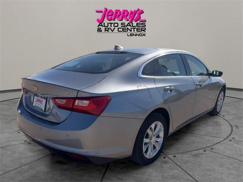 Used 2024 Chevrolet Malibu LT image 5