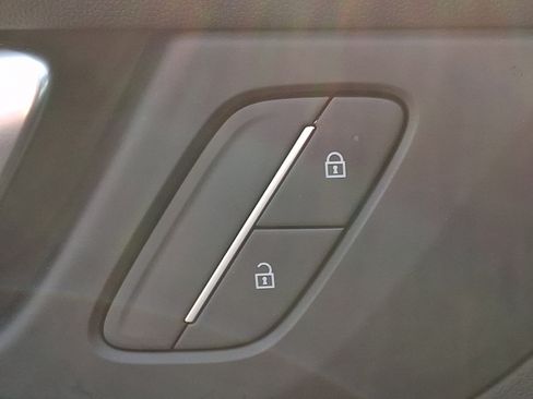 Certified 2026 Buick Enclave Preferred w/ LPO, Floor Liner Package FWD image 27