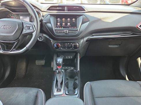 Used 2022 Chevrolet TrailBlazer RS FWD image 22