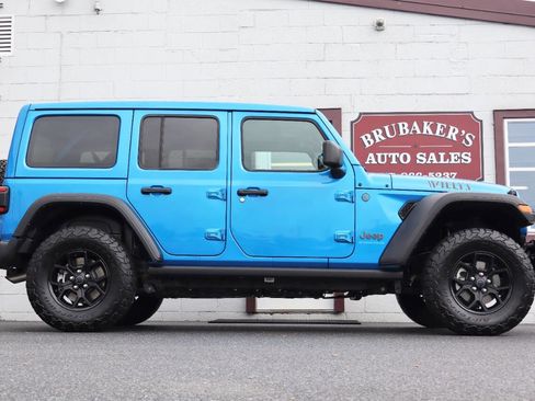 Used 2024 Jeep Wrangler Unlimited AWD/4WD image 15