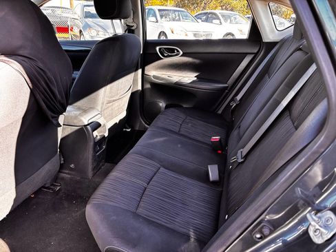 Used 2016 Nissan Sentra SV image 10