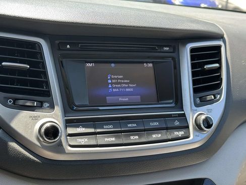 Used 2017 Hyundai Tucson SE w/ SE Popular Package 02 AWD/4WD image 25