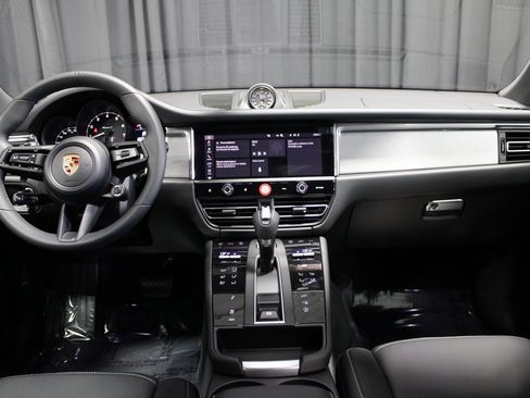 New 2026 Porsche Macan Turbo image 23