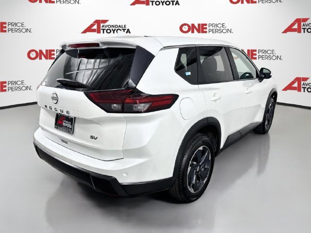 Used 2024 Nissan Rogue SV FWD image 7