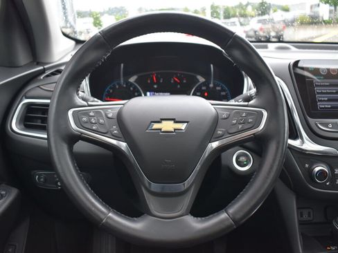 Used 2018 Chevrolet Equinox Premier AWD/4WD image 9