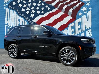 New 2025 Jeep Grand Cherokee Overland w/ Trailer Tow Package