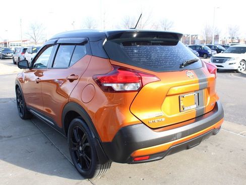 Used 2019 Nissan Kicks SR w/ SR Premium Package image 5