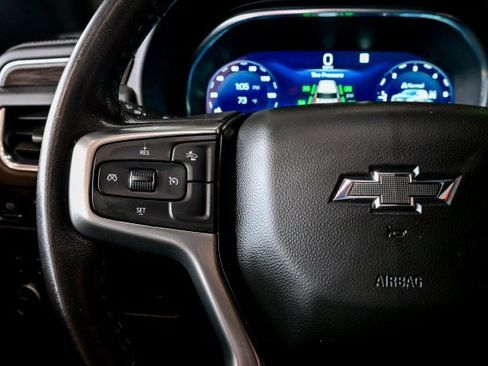 Used 2022 Chevrolet Suburban Z71 AWD/4WD image 34
