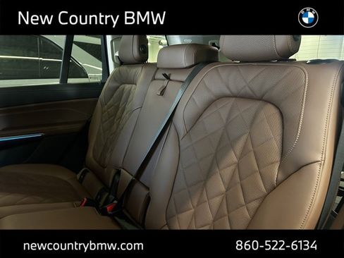 Used 2026 BMW X7 xDrive40i image 26